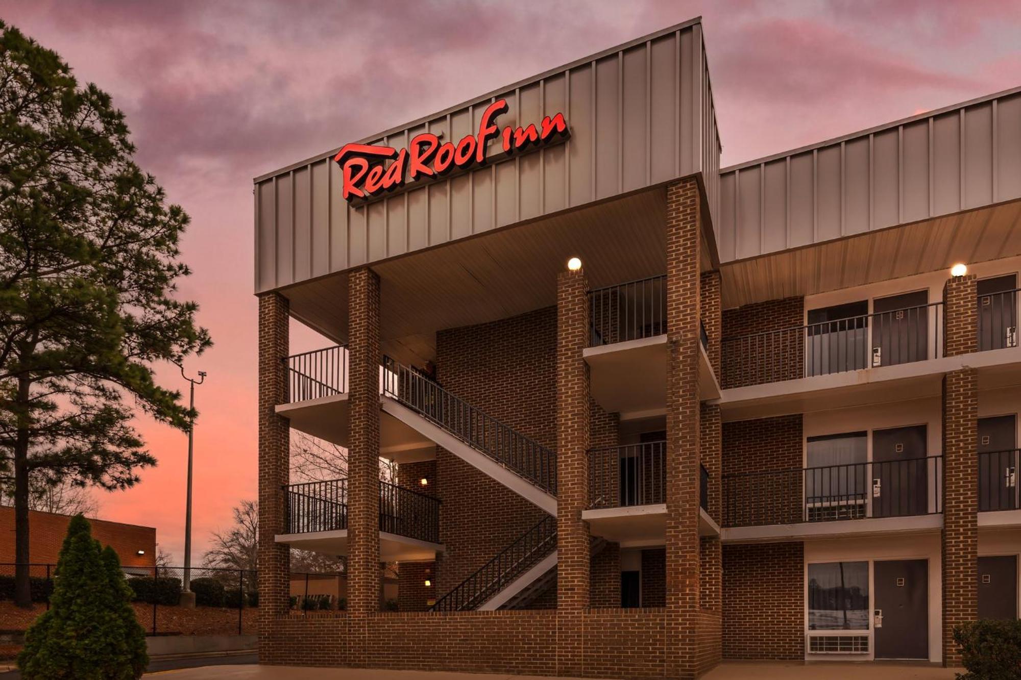 Red Roof Inn Raleigh Northeast - Downtown Zewnętrze zdjęcie